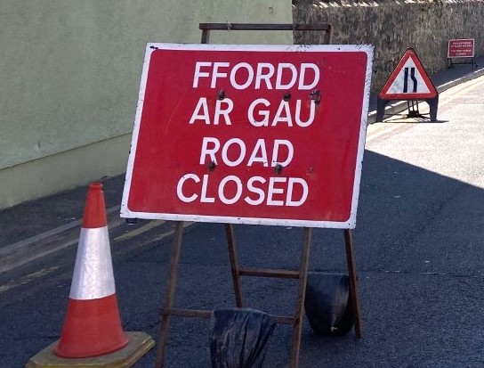 Parts of the A465 Heads of the Valleys Road closed